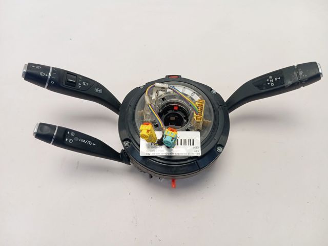 A2469001211 Mercedes Mando bajo volante