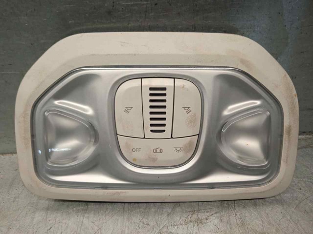 Luz de cabina trasera Chrysler 7356121870