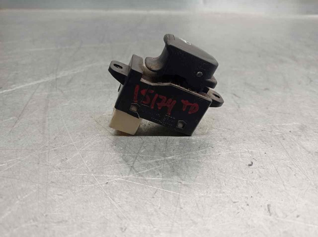 935782D000 Hyundai/Kia Botón de encendido, motor eléctrico, elevalunas, puerta delantera derecha