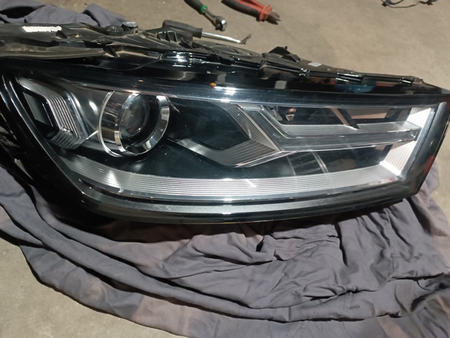 Comprar 4M0941006B VAG Faro derecho