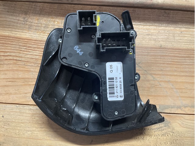 Bloque de botones del mecanismo de ajuste del asiento derecho Mercedes 2118211258 precio, desde 60,98 EUR