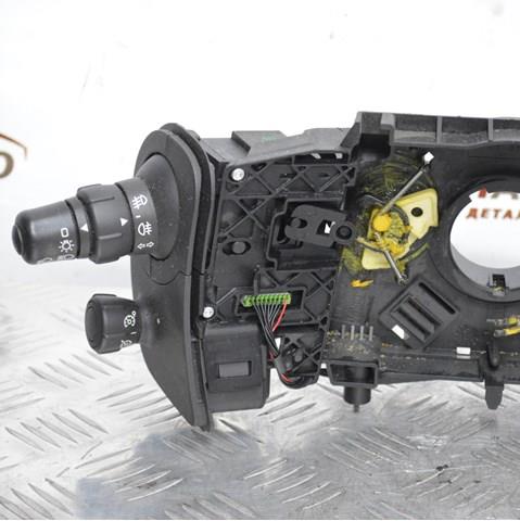 8200127728 Renault (RVI) Conmutador derecho de la columna de dirección
