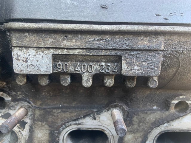 90400234 Opel Cabeza del motor