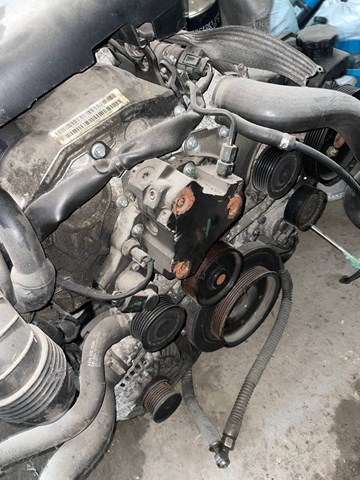 648961 Mercedes Motor completo