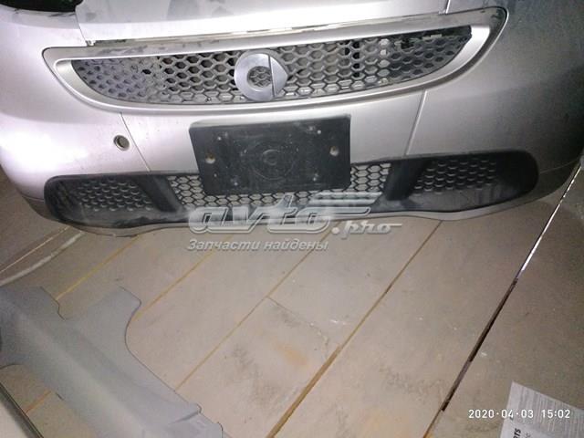 A4516270102 Mercedes Parachoques delantero, parte superior
