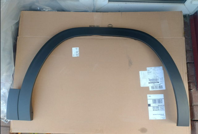 Comprar 3CM8537189B9 VAG Extensión de la aleta delantera derecha