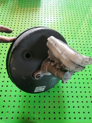 8V512B195DF Ford Servofreno