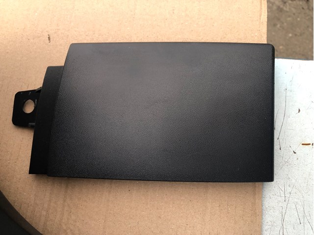 Moldura izquierda del parachoques trasero Mercedes A9108803700 precio, desde 21,02 EUR