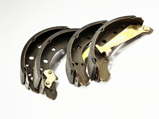 Zapatas de freno de tambor traseras Kimiko 3502145106KM precio, desde 19,04 EUR