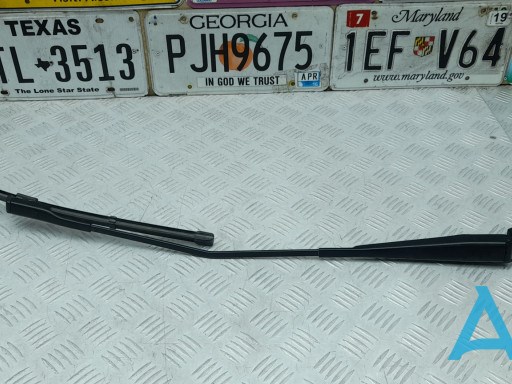 Brazo del limpiaparabrisas, lavado de parabrisas, luna delantera VOLKSWAGEN Passat (A32, A33, B7)