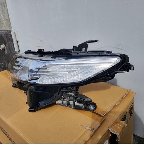8118533D71 Toyota Faros