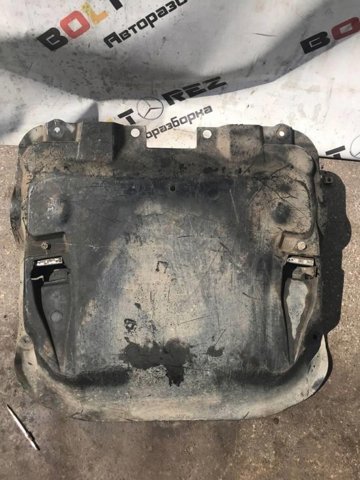 A2205240730 Mercedes protección motor /empotramiento