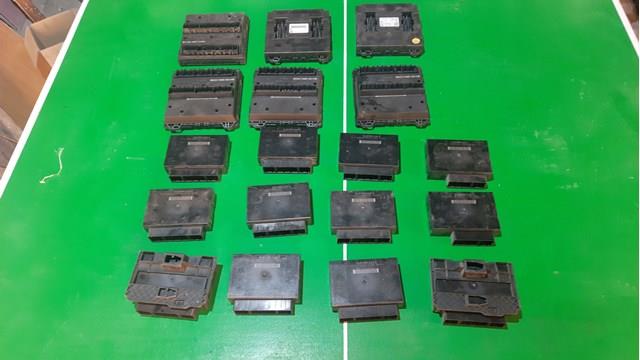 Caja de fusibles 6Q1937049F VAG