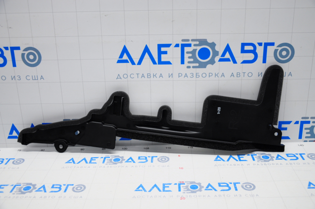 Deflector de aire del radiador Nissan/Infiniti 215586MA0A