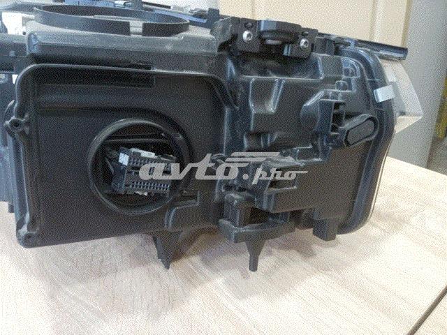 8739647 BMW Faros