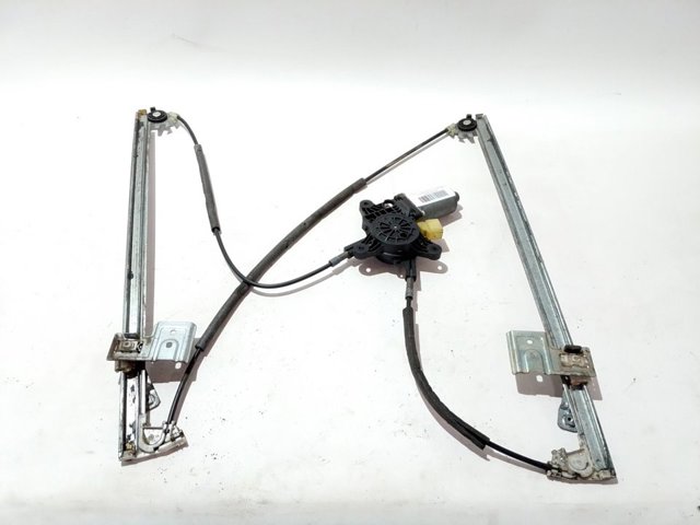 Motor del elevalunas de la puerta delantera derecha Mercedes 0130821940 precio, desde 78,41 EUR