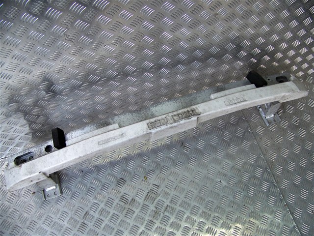 5210247020 Toyota soporte de amplificador de parachoques delantero