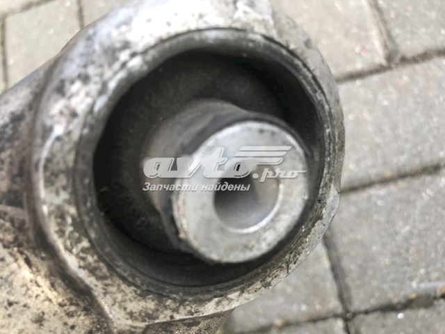 33326755989 BMW brazo suspension trasero inferior izquierdo