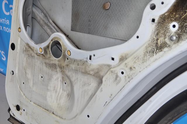 LR028556 Land Rover Puerta trasera derecha
