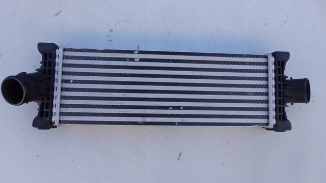 GK216K775AE Ford Radiador de intercooler