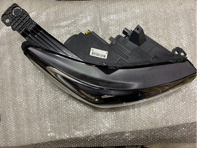 Faro delantero derecho Peugeot/Citroen YP00015580