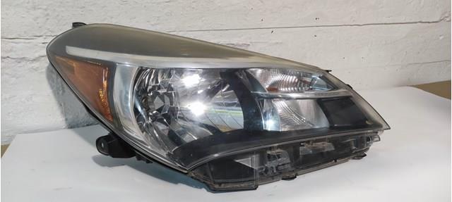 Faro derecho TOYOTA 811300D450