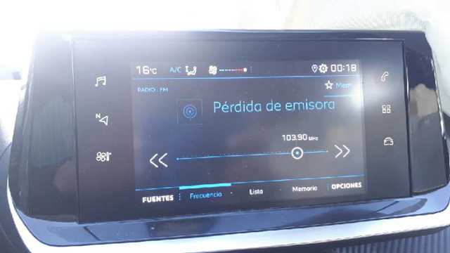 Pantalla multifuncion para Peugeot 2008 II 