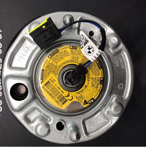 Airbag de volante 32305A66F66 BMW