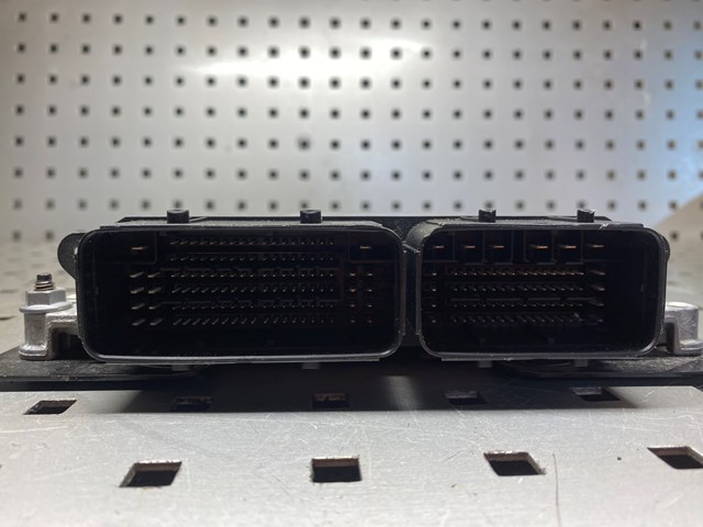 Módulo de control del motor Peugeot/Citroen 9806460480