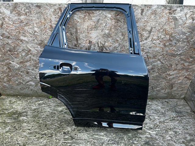 Puerta trasera derecha Volvo 31689548 precio, desde 1199,35 EUR
