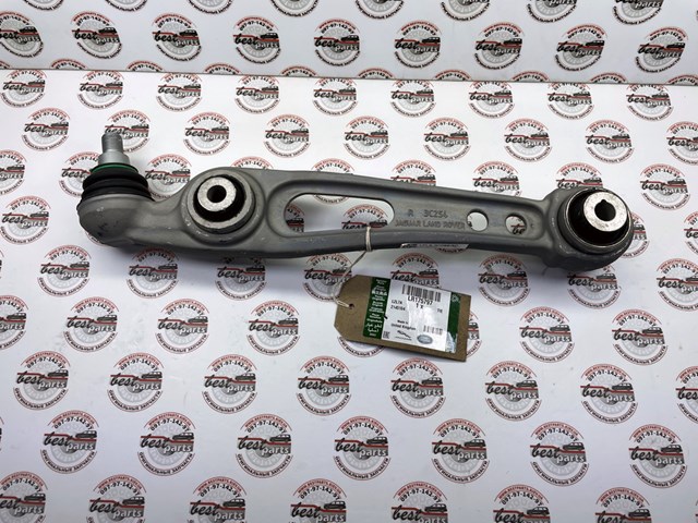 Brazo inferior derecho de la suspensión delantera LR175797 Land Rover