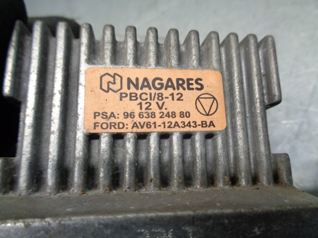 Relé de bujía de precalentamiento Land Rover 9663824880 precio, desde 34,85 EUR