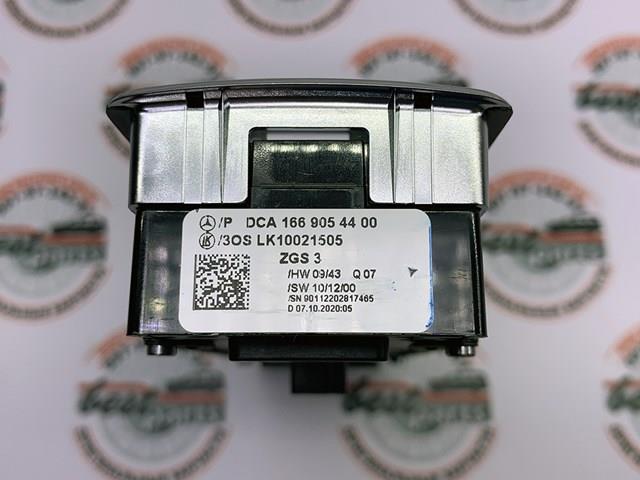 A1669054400649107 Mercedes 