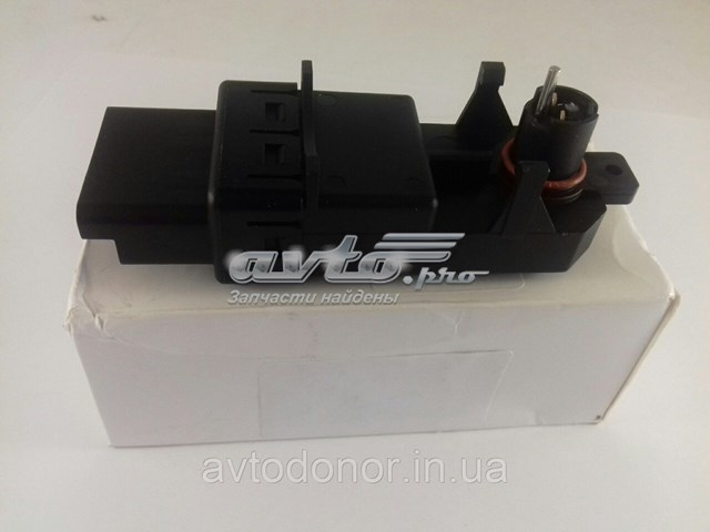 Módulo de control de elevalunas 8200028071 Renault (RVI)