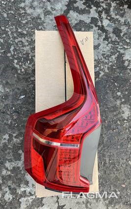 32228826 Volvo Piloto trasero exterior izquierdo