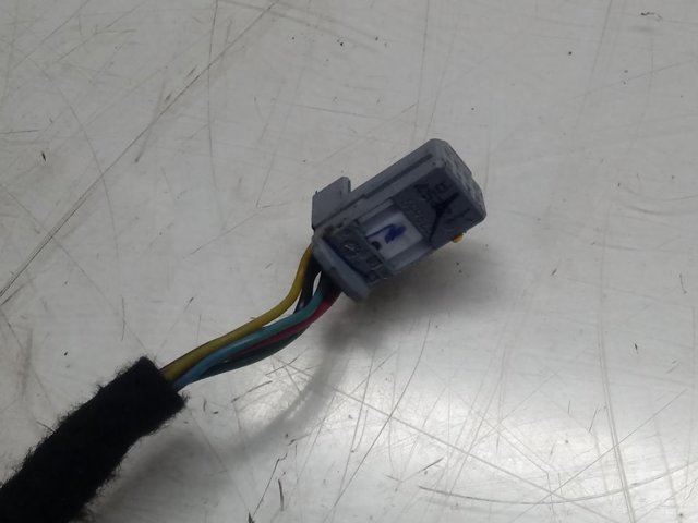 Comprar 8200792584 Renault (RVI) Conmutador derecho de la columna de dirección