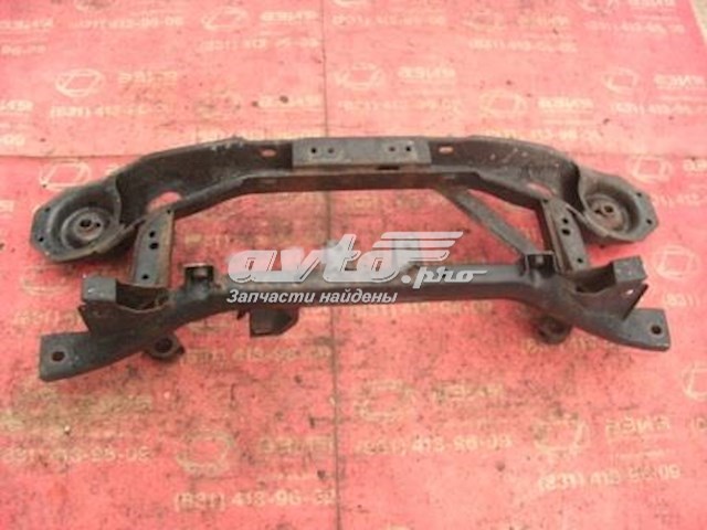 BP4K28800E Mazda subchasis trasero soporte motor