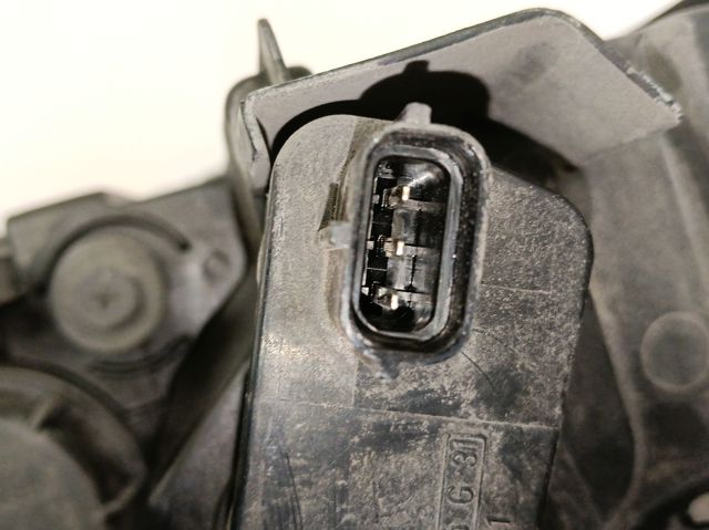 Faros para SsangYong Rodius  