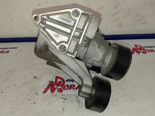 Bomba de dirección 504046460 Iveco