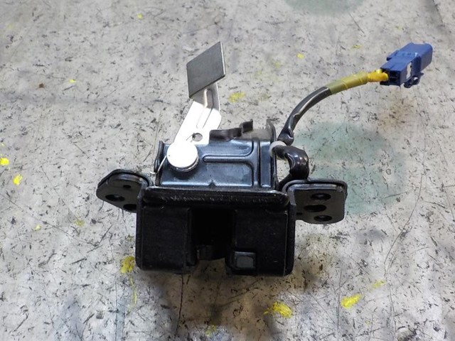 Cerradura de puerta trasera Toyota Yaris 