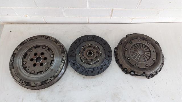 Volante motor 9846799580 Peugeot/Citroen