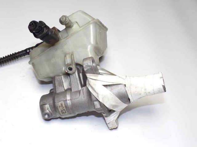 Cilindro maestro de frenos 1610017880 Peugeot/Citroen