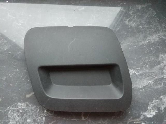 511806505R Renault (RVI) Cobertura de parachoques, enganche de remolque, delantera 