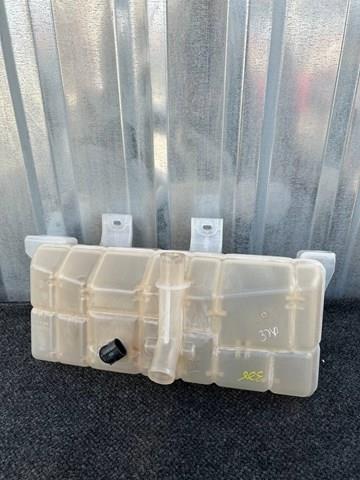 Depósito de expansión para Tesla Model S  5YJS