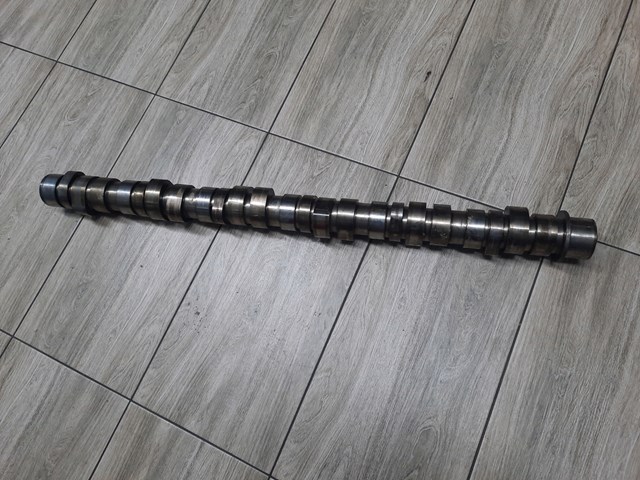 Árbol de levas Volvo 20758405