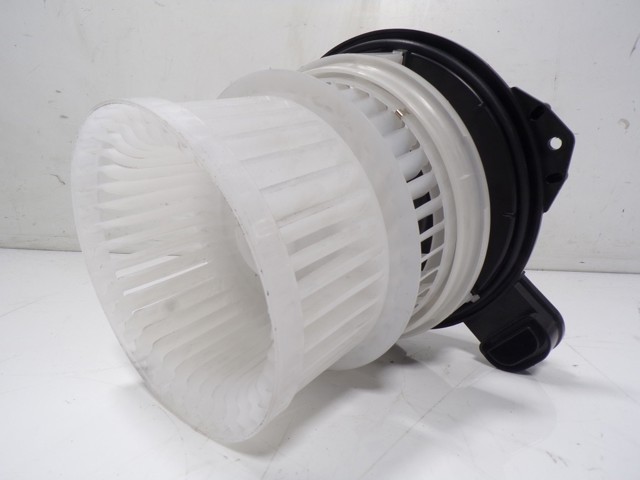 Ventilador interior Toyota 8710358080