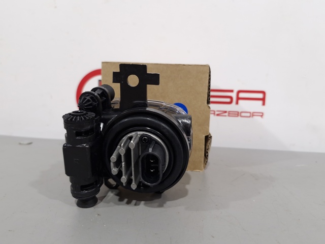 Faro antiniebla derecho Nissan/Infiniti 261508990D precio, desde 121,57 EUR