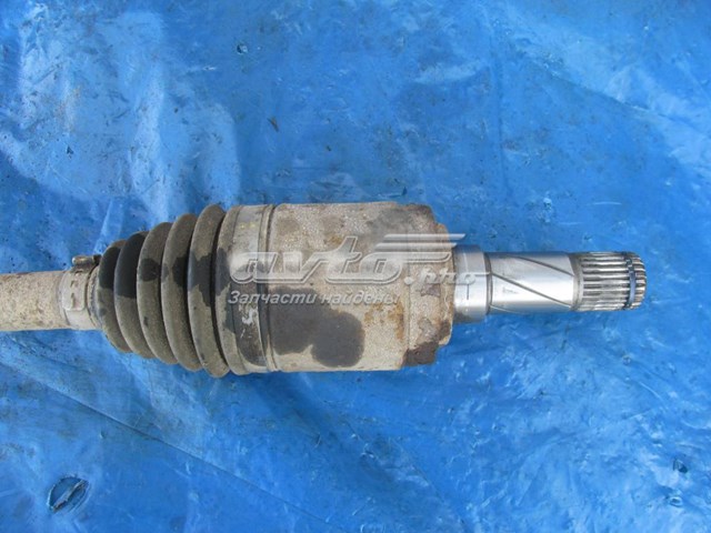 Semieje LR024763 Land Rover