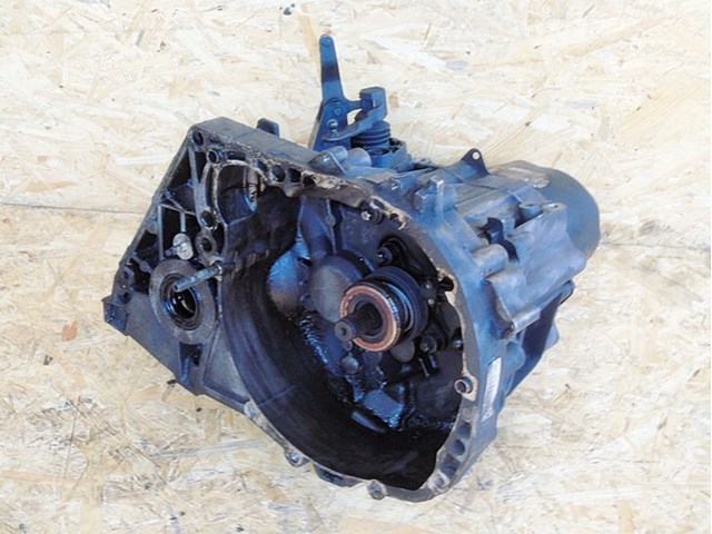 Caja de cambios manual Renault (RVI) JR5129