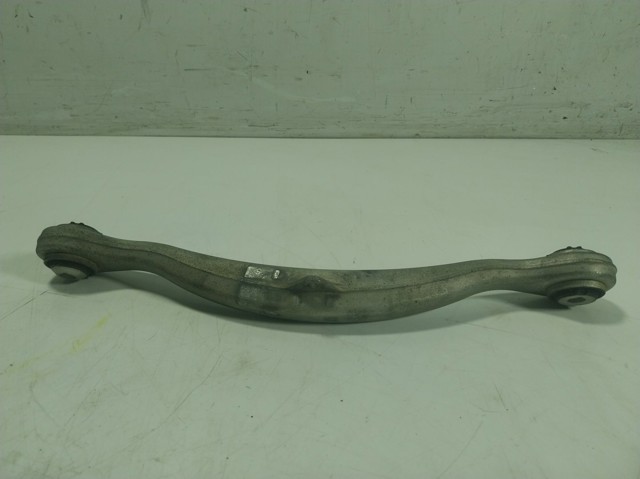 A1673502900 Mercedes Brazo longitudinal inferior izquierdo de la suspensión trasera